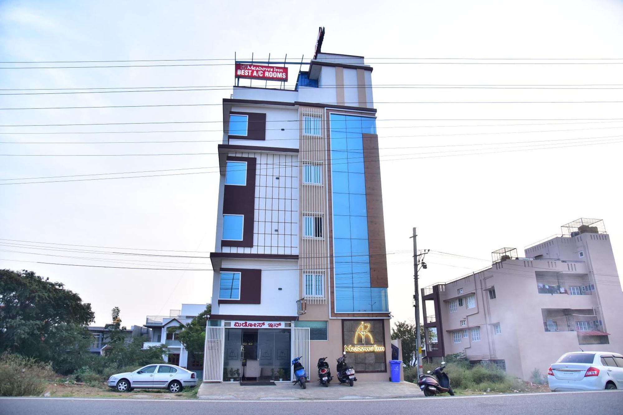 Meadows Inn Mysore Exterior photo